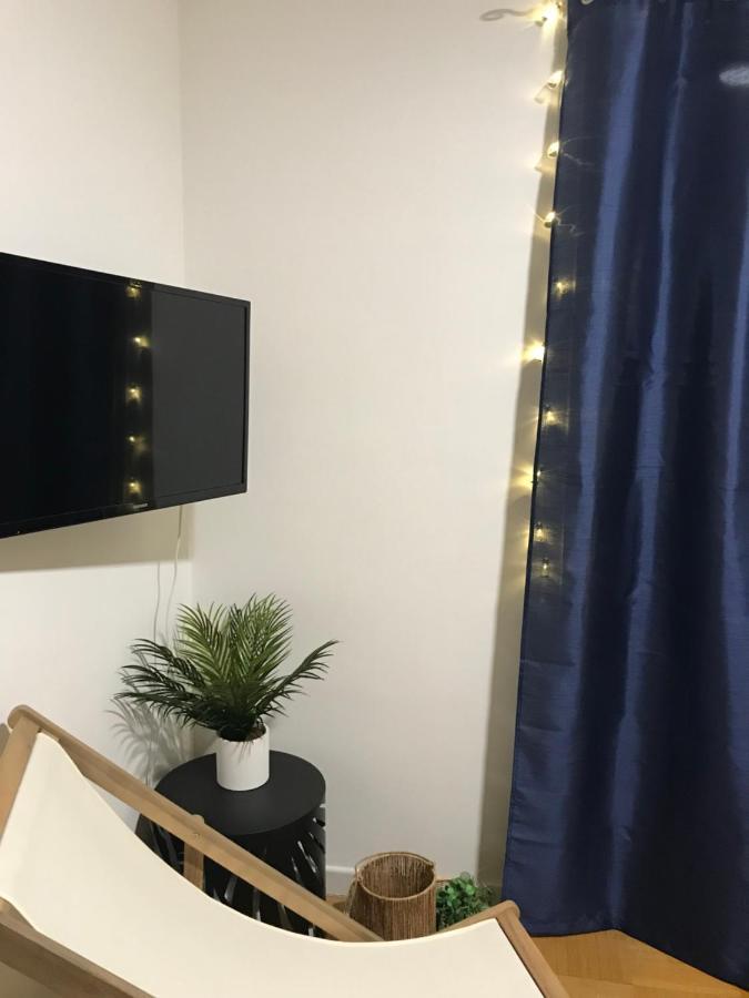Charmant Appartement Au Coeur De Juan Les Pins 昂蒂布 外观 照片