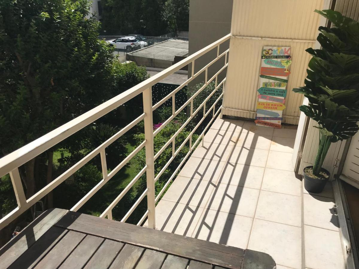 Charmant Appartement Au Coeur De Juan Les Pins 昂蒂布 外观 照片