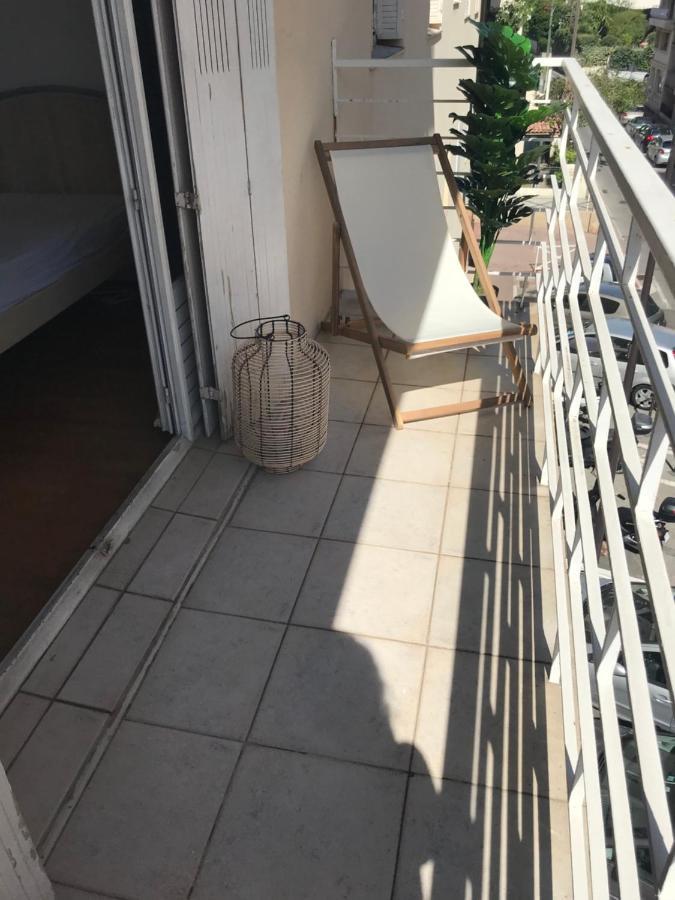 Charmant Appartement Au Coeur De Juan Les Pins 昂蒂布 外观 照片